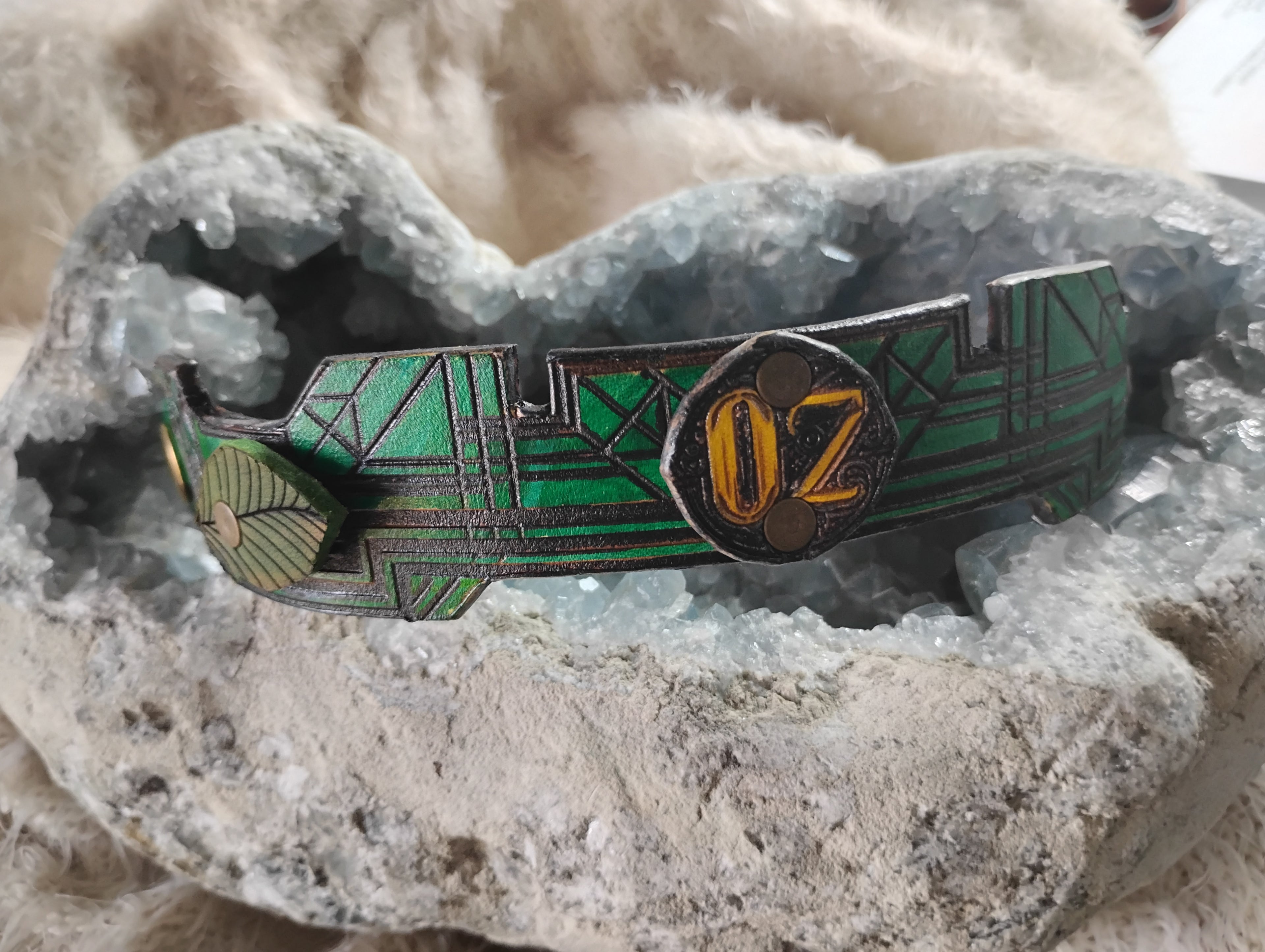 Wizard of Oz Leather Cuff size Large Steampunk Emerald City