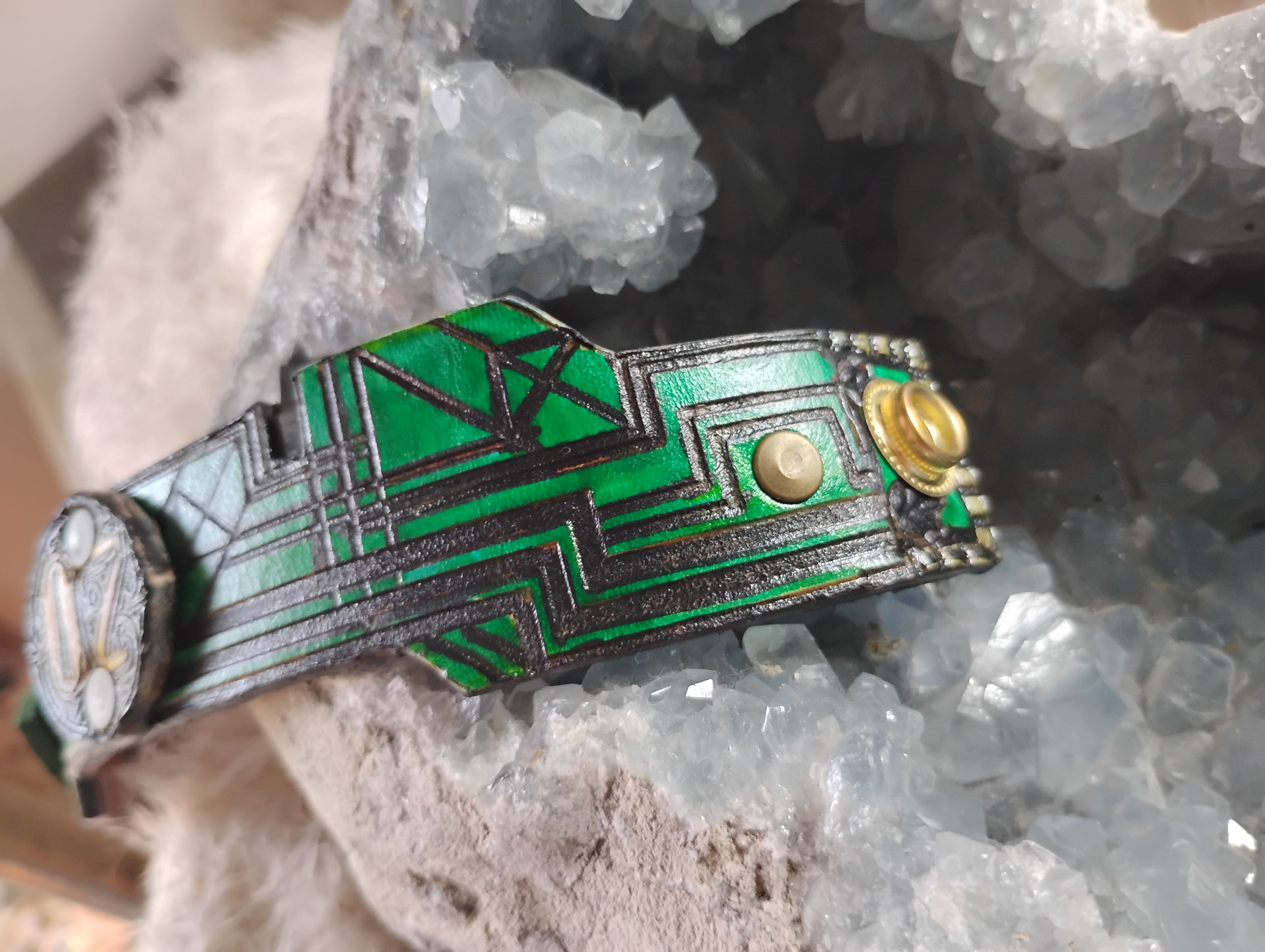 Wizard of Oz Leather Cuff size Large Steampunk Emerald City